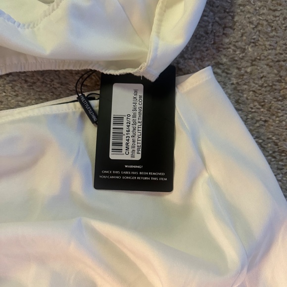 NWT Pretty Little Thing White Woven Set Size Small - Picture 5 of 7